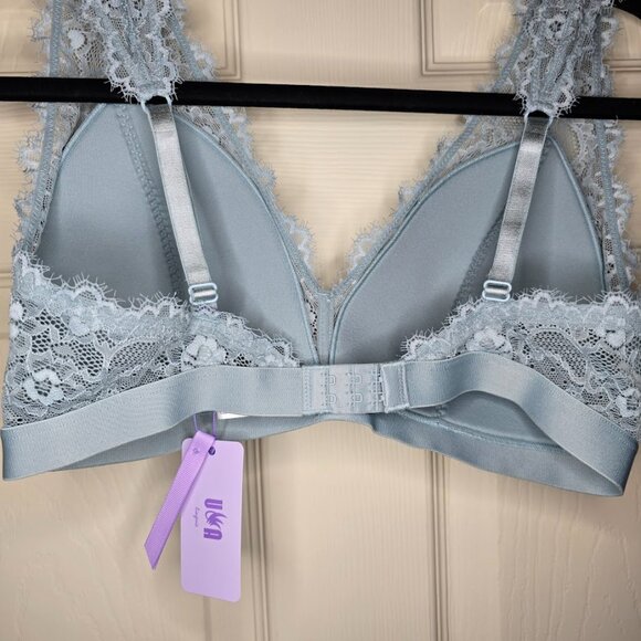 Three Like New UCA Bras - BLUE ONE IS NEW WITH TAGS! - Picture 6 of 16